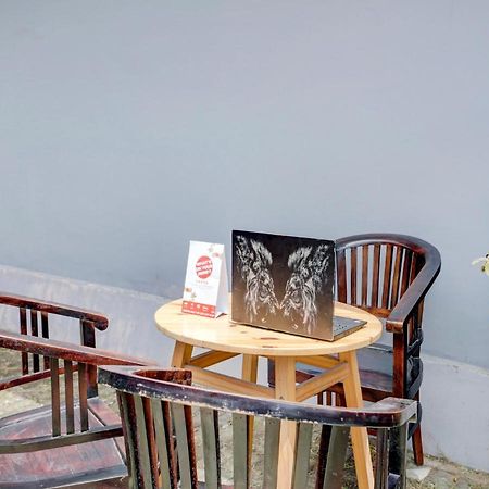 Oyo 90711 Blembong Homestay Jimbaran Kültér fotó