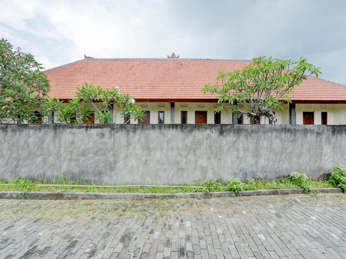 Oyo 90711 Blembong Homestay Jimbaran Kültér fotó