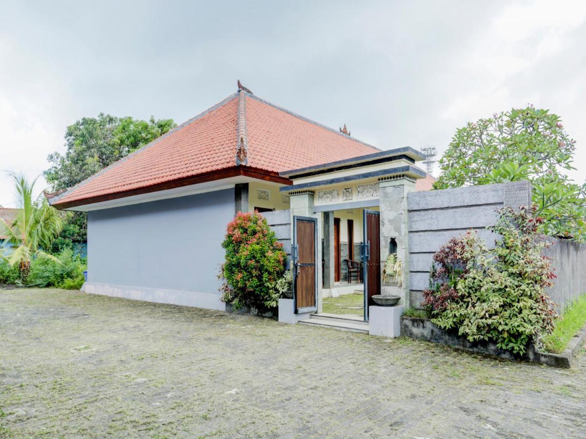 Oyo 90711 Blembong Homestay Jimbaran Kültér fotó