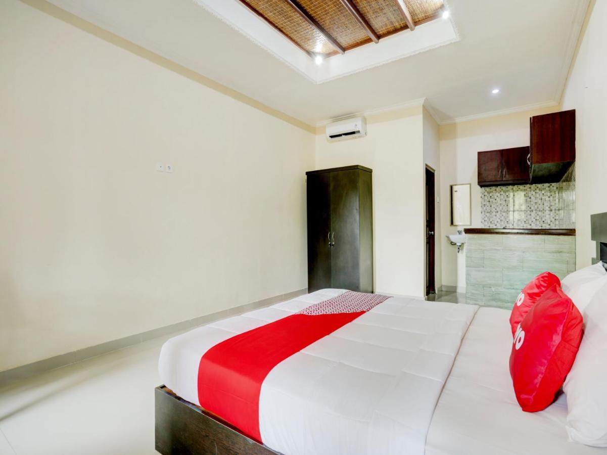 Oyo 90711 Blembong Homestay Jimbaran Kültér fotó