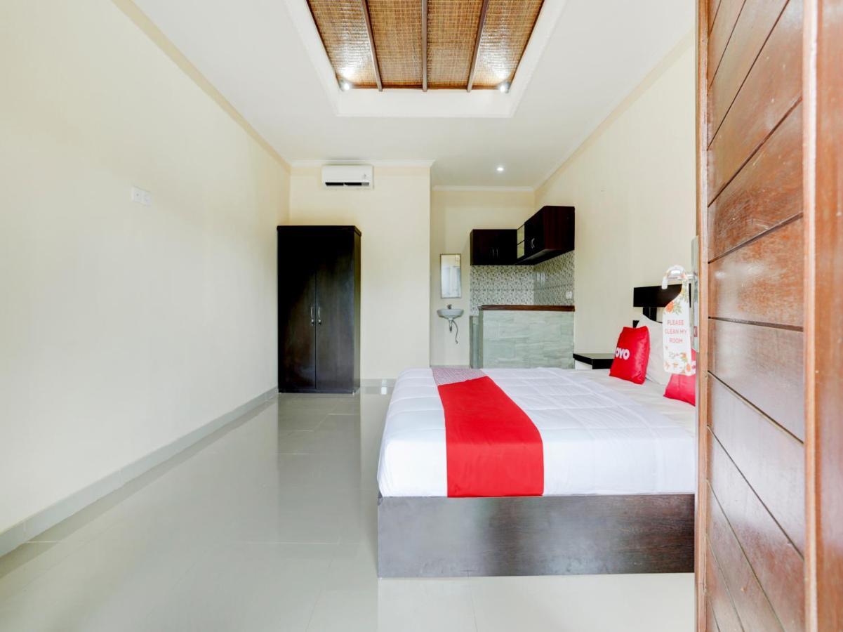 Oyo 90711 Blembong Homestay Jimbaran Kültér fotó