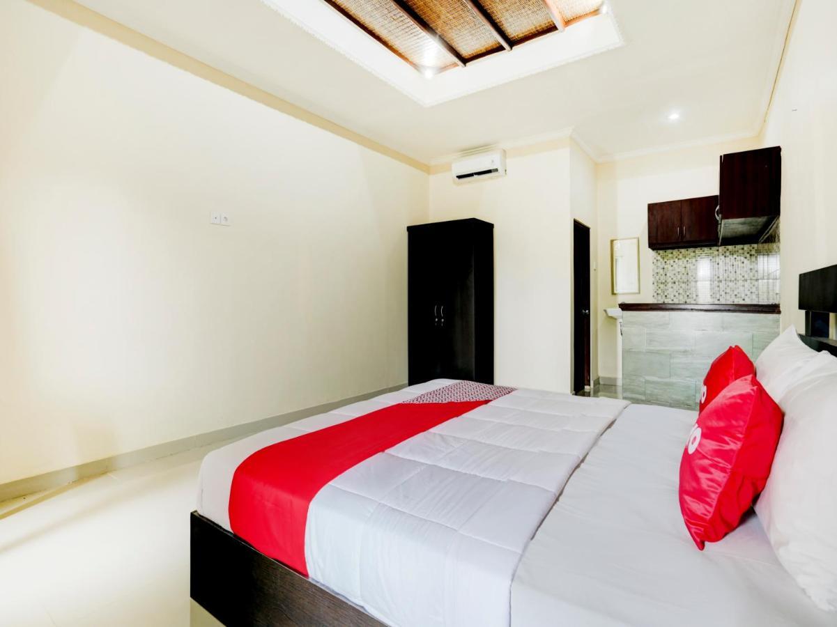Oyo 90711 Blembong Homestay Jimbaran Kültér fotó
